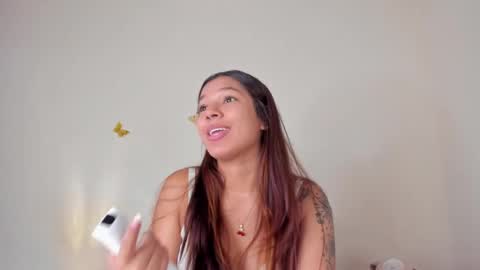 violett_24_ online show from October 4, 7:12 pm