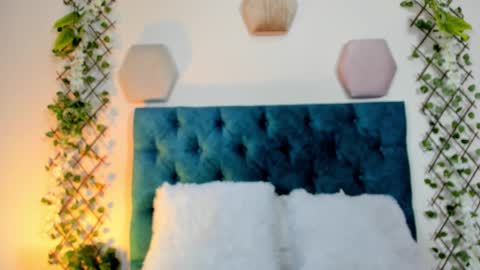 violett  rousee online show from October 21, 2:07 pm