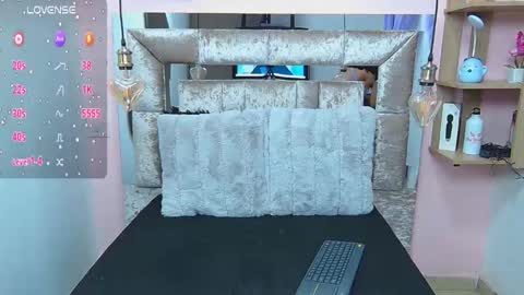 Violeta froz online show from February 27, 4:43 pm