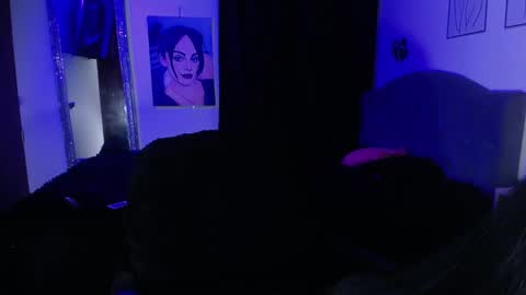 violett  Independent model online show from January 7, 12:34 am