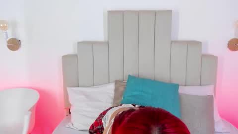 Violett Nyx  online show from January 11, 3:44 am