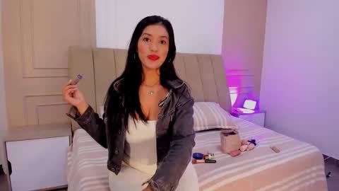 violetta_bold online show from March 14, 10:21 am