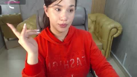 Snapshot of violetta_jhonson_v chatting on February 5, 7:40 pm Violetta online show from February 5, 7:40 pm