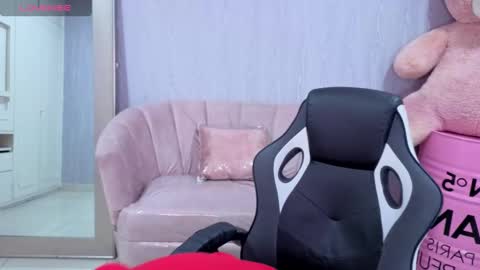 Snapshot of violetta_jhonson_v chatting on February 10, 3:21 am Violetta online show from February 10, 3:21 am