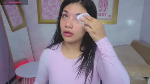 Violetta  online show from April 19, 3:50 am