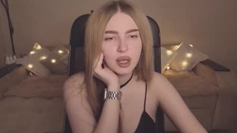 Snapshot of violettaotis chatting on November 28, 12:08 pm ViolettaOtis online show from November 28, 12:08 pm