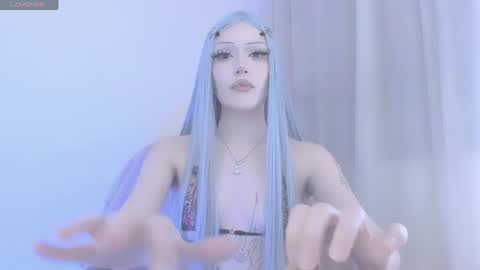 Violett online show from April 25, 7:33 am