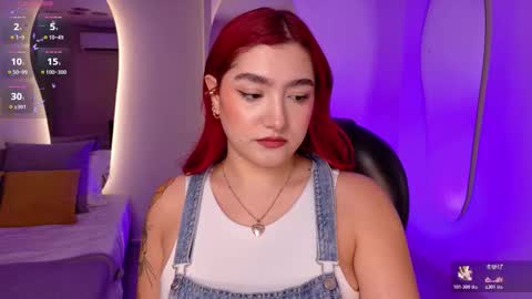 Violett Castel online show from November 28, 8:00 pm