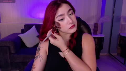 Violett Castel online show from February 21, 7:26 pm