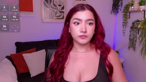 Violett Castel online show from April 5, 7:00 pm