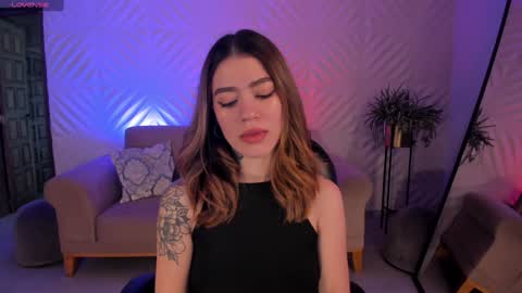 Violett  online show from January 4, 10:02 pm