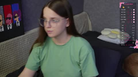 Violet online show from March 28, 12:05 pm