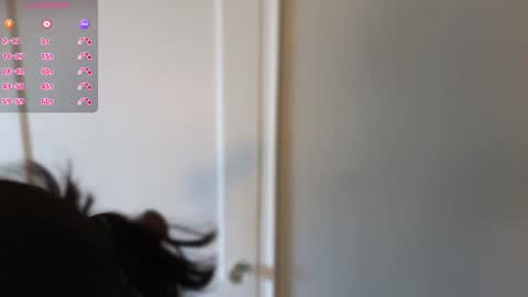 Snapshot of violetwinter666 chatting on September 14, 2:27 pm Violet Winter  indie sleaze goth girl next door online show from September 14, 2:27 pm