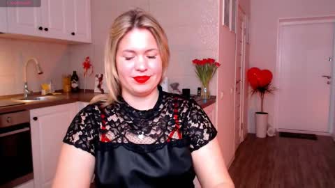 Snapshot of vip_juicy chatting on February 23, 12:05 pm VelvettTime online show from February 23, 12:05 pm