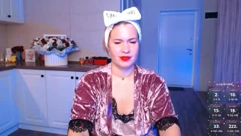 Snapshot of vip_juicy chatting on September 13, 5:07 am VelvettTime online show from September 13, 5:07 am