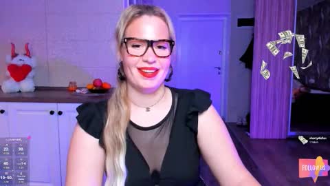 Snapshot of vip_juicy chatting on November 20, 7:08 am VelvettTime online show from November 20, 7:08 am