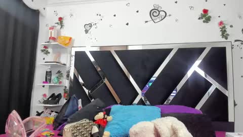 The divas online show from January 31, 11:35 am