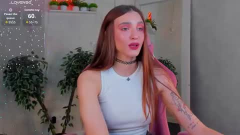 Snapshot of virdjinia_green chatting on July 9, 9:24 am Virdjinia online show from July 9, 9:24 am