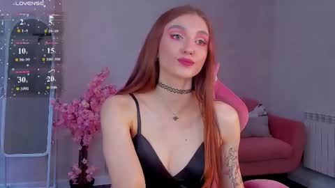 Snapshot of virdjinia_green chatting on July 14, 10:21 am Virdjinia online show from July 14, 10:21 am