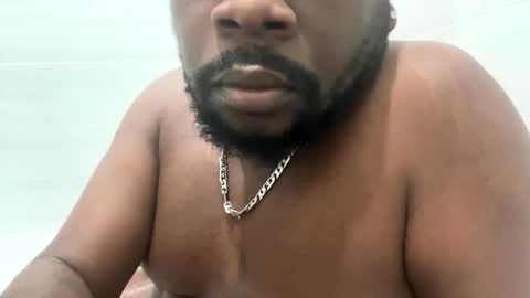 Snapshot of virgoincredible25 chatting on December 1, 2:27 am Elle Hood online show from December 1, 2:27 am