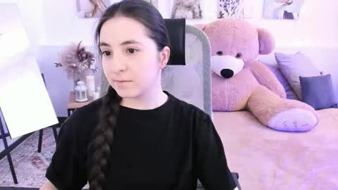 your love online show from March 10, 6:51 am