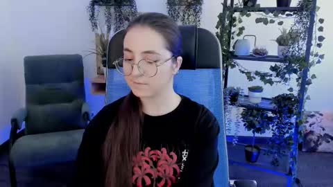 your love online show from March 13, 7:59 am