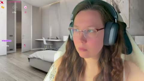 Victoria Romans online show from April 13, 5:35 am