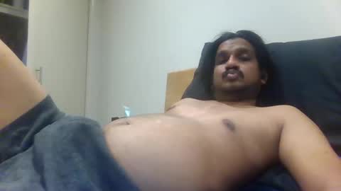 Snapshot of visionzzzz chatting on January 1, 10:00 am Visionzzzz online show from January 1, 10:00 am