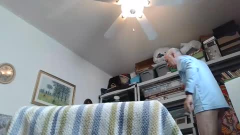 Latin Romantic online show from March 2, 2:43 pm