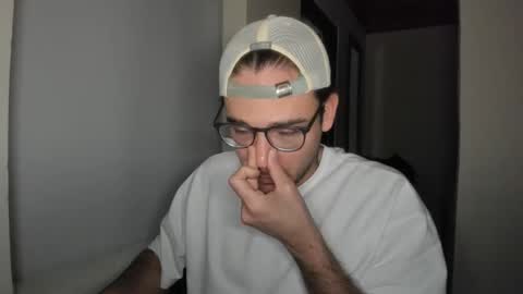 Vito Ferrer online show from March 8, 2:04 am