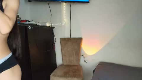 vitoriia_ online show from January 15, 12:37 am