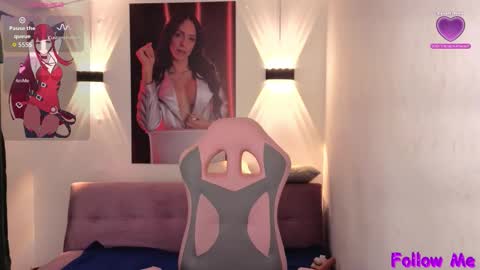 VITTORIA  online show from October 19, 8:15 am