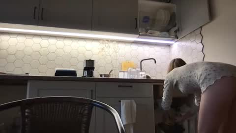 Snapshot of viv983161 chatting on October 20, 12:16 pm viv983161 online show from October 20, 12:16 pm