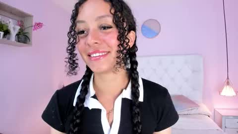 Vivi online show from January 18, 4:16 am