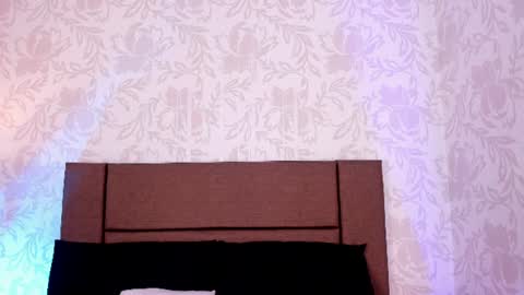 Snapshot of vivi_gh1 chatting on June 28, 5:02 am Vivi online show from June 28, 5:02 am
