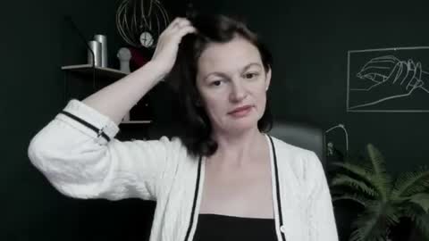 Snapshot of vivian_dream chatting on July 9, 6:23 pm Vivian online show from July 9, 6:23 pm