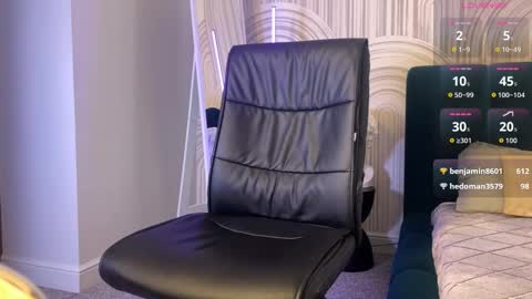 Vivian Evans online show from March 16, 5:44 am