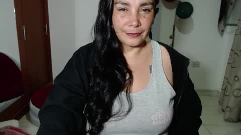 vivian_milf_paint online show from September 16, 3:40 am