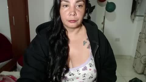 vivian_milf_paint online show from September 17, 3:19 am