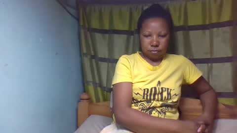 viviane0812 online show from October 18, 12:57 am