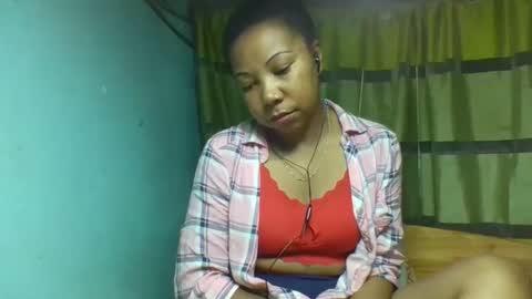 viviane0812 online show from November 20, 11:37 pm