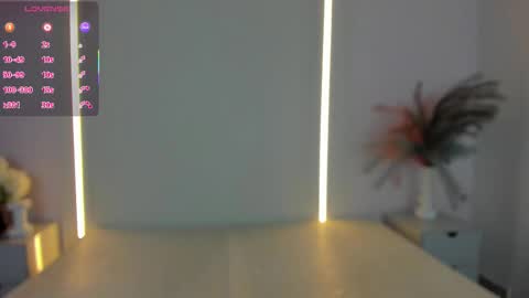 vivianowen9 online show from March 23, 12:31 pm