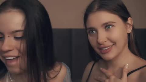 Nelly and Mari online show from March 1, 9:18 am