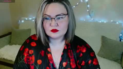 Vivien online show from February 2, 7:57 pm