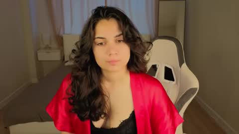 Snapshot of vivien_ross chatting on June 3, 1:19 am vivien_ross online show from June 3, 1:19 am