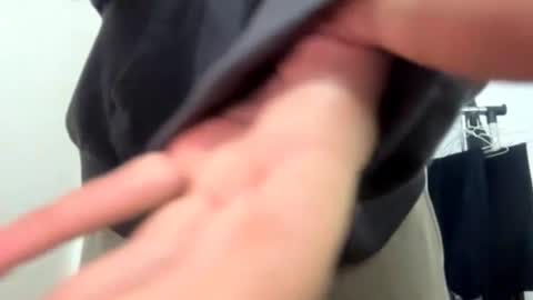 Snapshot of viviennebreihan chatting on October 29, 7:10 am Vivi online show from October 29, 7:10 am