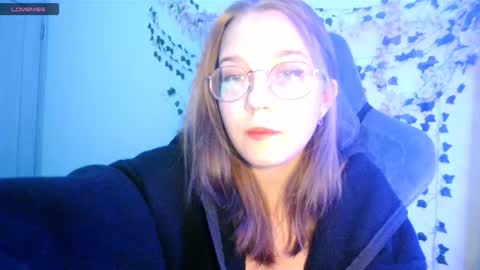 vivivivikkie online show from October 1, 9:32 pm