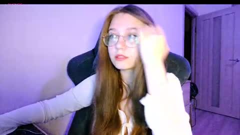 vivivivikkie online show from July 10, 10:01 pm