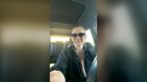 vixen1222 online show from May 31, 2:46 pm