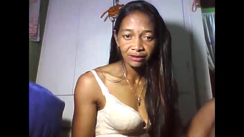 vixen_lina online show from April 24, 6:32 pm